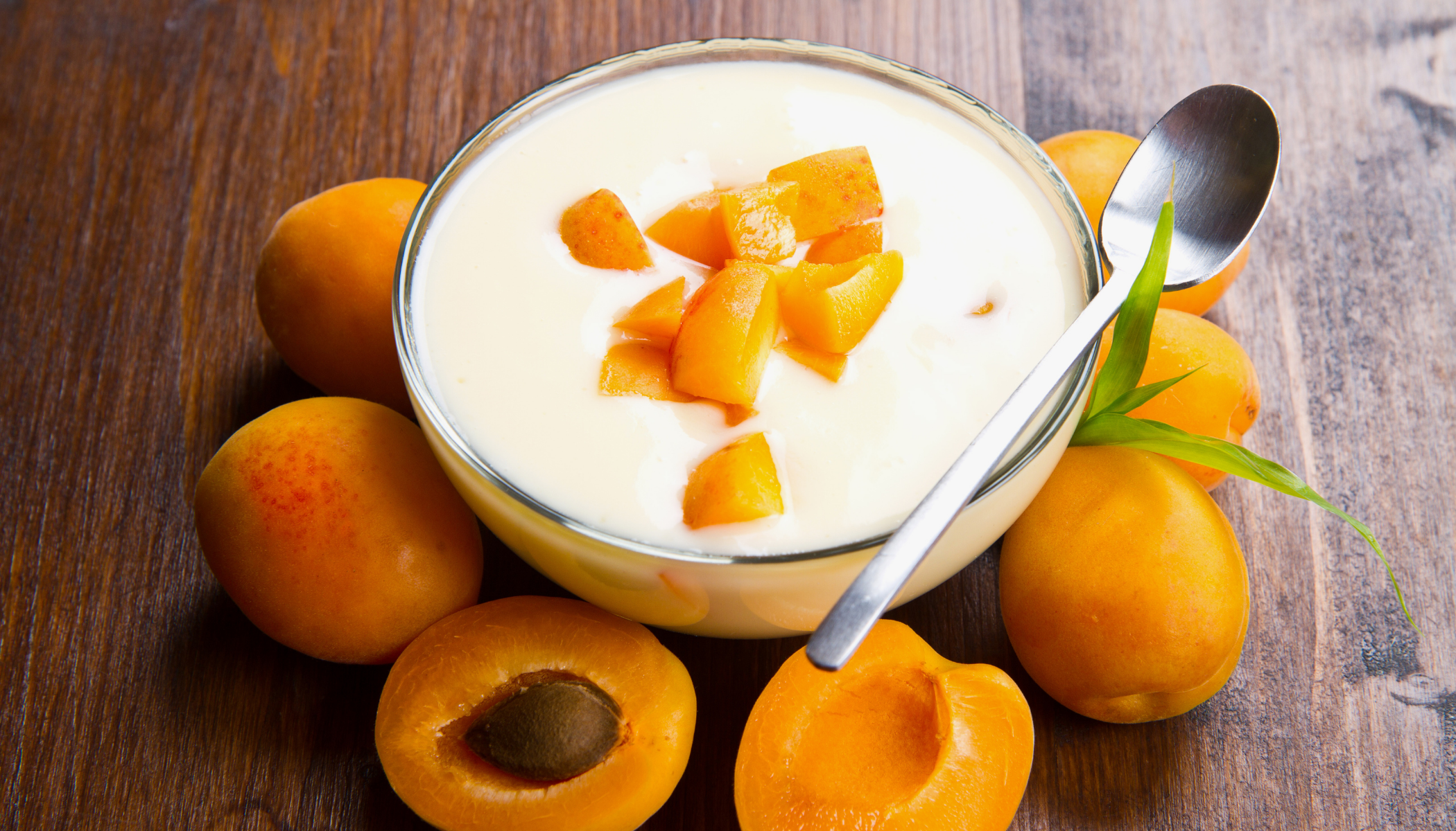 A luscious dessert featuring ripe, juicy apricots layered with creamy sweetness, finished with a delicate hint of nutty crunch. Refreshing, light, and perfectly indulgent.